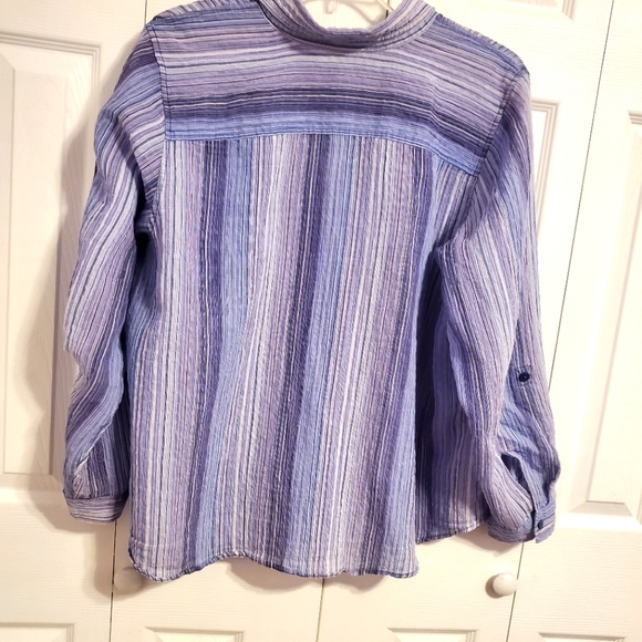 Liz Claiborne Casual Adjustable Long Sleeves Blouse - Picture 3 of 6